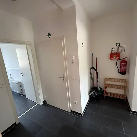 Vita Gmbh - 4 Personen In - Monteure * דיסבורג